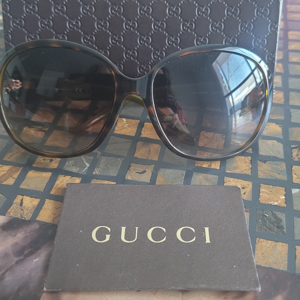 Gucci women shades